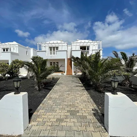 Romantic Apartment, Free Wifi, Near The Sea, Charco De Palo, Lanzarote Apartment